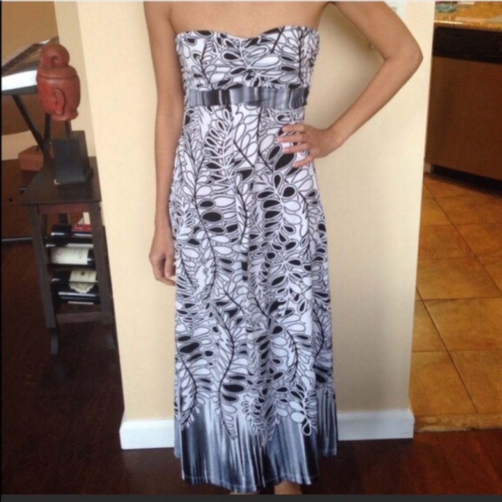 Strapless summer maxi dress Sz S